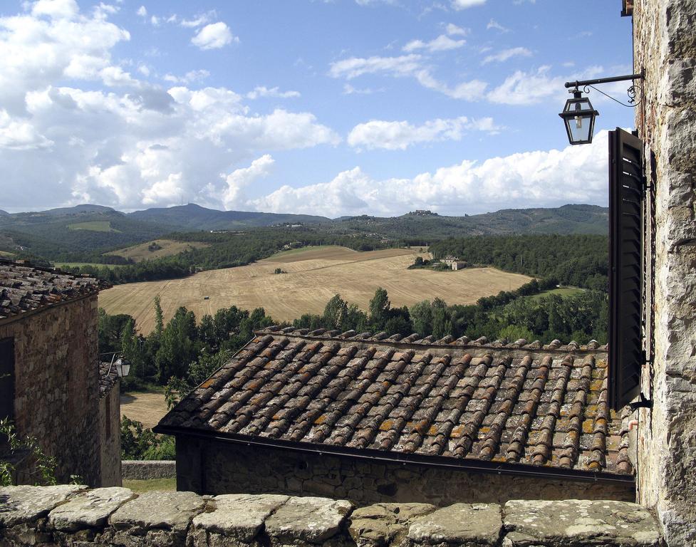 Апарт отель Castello Di Montalto Кастельнуово-Берарденга Экстерьер фото
