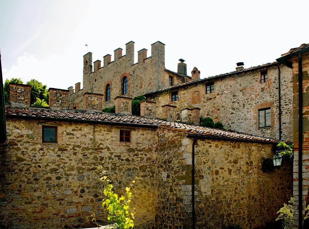 Апарт отель Castello Di Montalto Кастельнуово-Берарденга Экстерьер фото